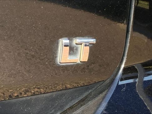 Used 2020 Chevrolet Equinox LT FWD image 10