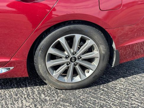 Used 2016 Hyundai Sonata Limited image 11