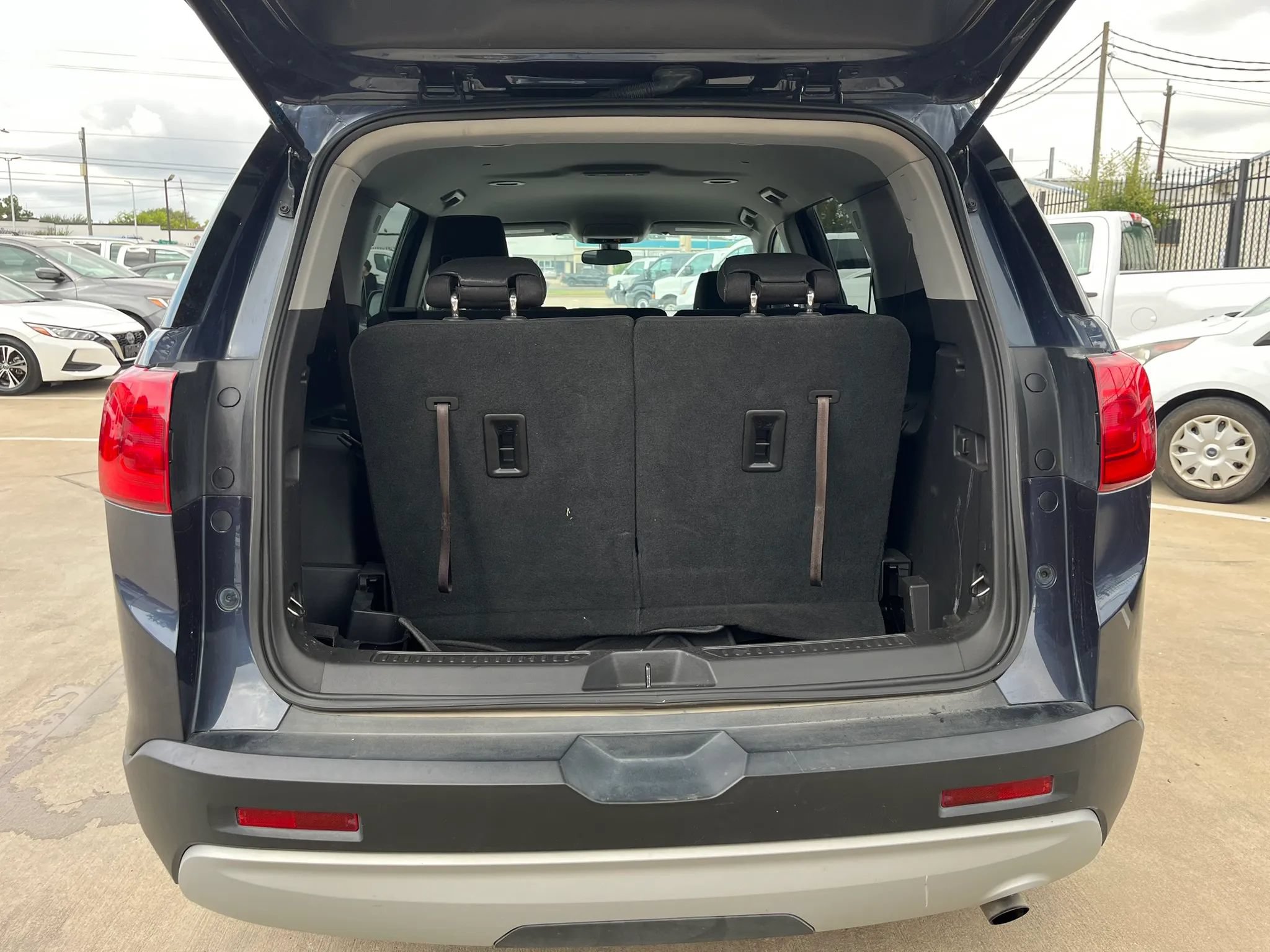 Used 2019 GMC Acadia SLE AWD/4WD image 12