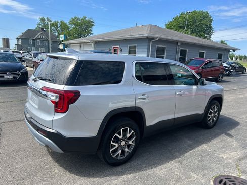 Used 2020 GMC Acadia SLE FWD image 3