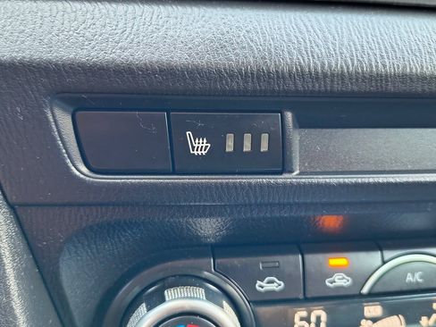 Used 2016 MAZDA MAZDA3 s Grand Touring FWD image 17