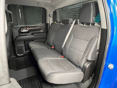 Used 2025 Chevrolet Silverado 1500 LT AWD/4WD image 21