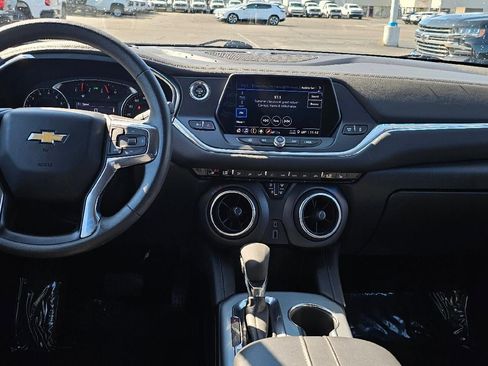Used 2022 Chevrolet Blazer LT image 9