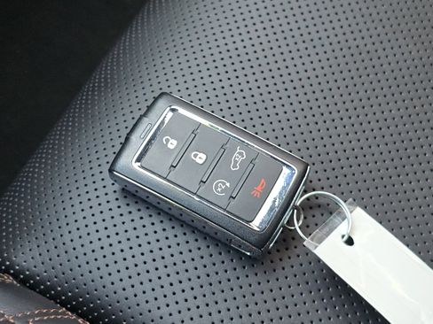 Used 2023 Jeep Grand Cherokee L Summit AWD/4WD image 47