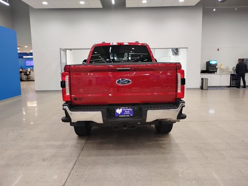 Used 2024 Ford F250 Lariat w/ Chrome Package image 6