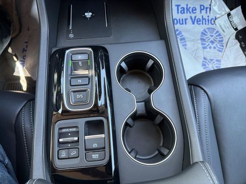 Used 2025 Honda Pilot EX-L image 30
