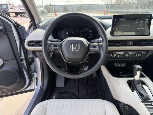 New 2026 Honda HR-V LX image 13