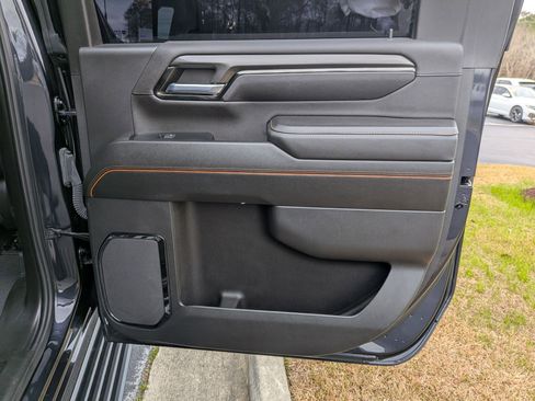 Used 2024 GMC Sierra 2500 AT4 w/ AT4 Premium Plus Package image 34