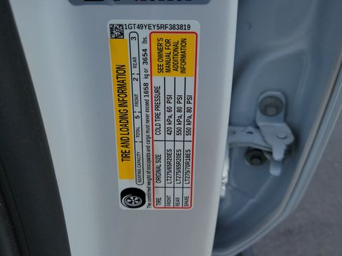 Used 2024 GMC Sierra 3500 Denali Ultimate AWD/4WD image 31