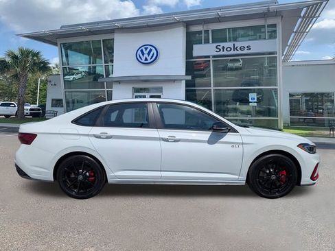 New 2026 Volkswagen Jetta GLI Autobahn FWD image 3