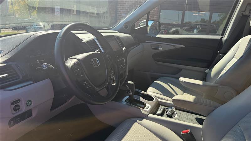 Used 2017 Honda Ridgeline RTL-T image 27