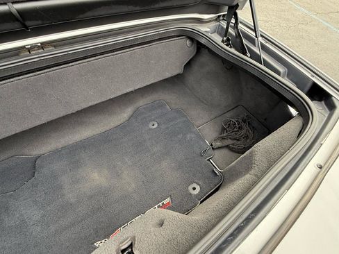 Used 2005 Chevrolet Corvette Convertible w/ Preferred Equipment Group image 26