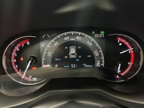 Used 2025 Toyota RAV4 XLE w/ Convenience Package image 22