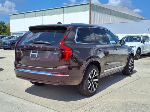 New 2026 Volvo XC90 B5 Core w/ Protection Package Premier image 7