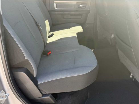 Used 2021 RAM 1500 Classic SLT RWD image 26