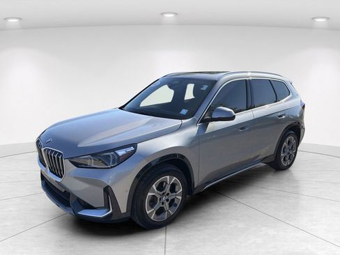 Certified 2025 BMW X1 xDrive28i AWD/4WD image 8