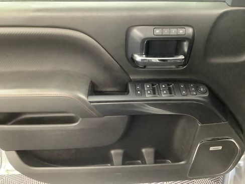 Used 2014 GMC Sierra 1500 SLT w/ All-Terrain Package AWD/4WD image 9