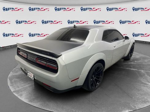 Used 2021 Dodge Challenger R/T Scat Pack image 3