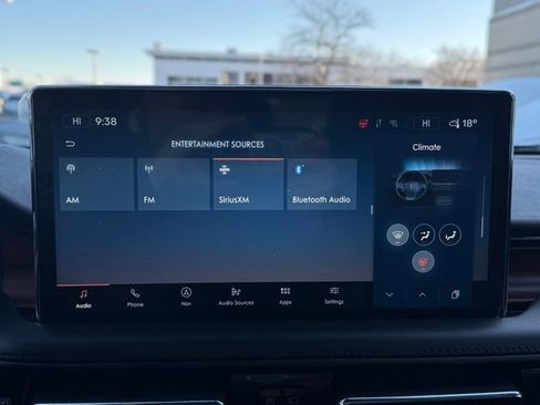 Used 2023 Lincoln Nautilus Reserve image 35