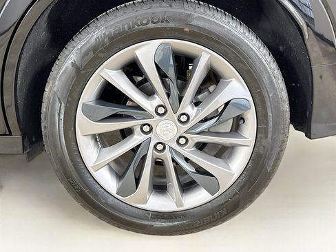 Used 2023 Buick Encore GX Select w/ Sport Touring Package FWD image 31