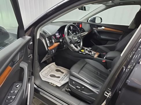 Used 2021 Audi Q5 2.0T Premium w/ Convenience Package AWD/4WD image 29