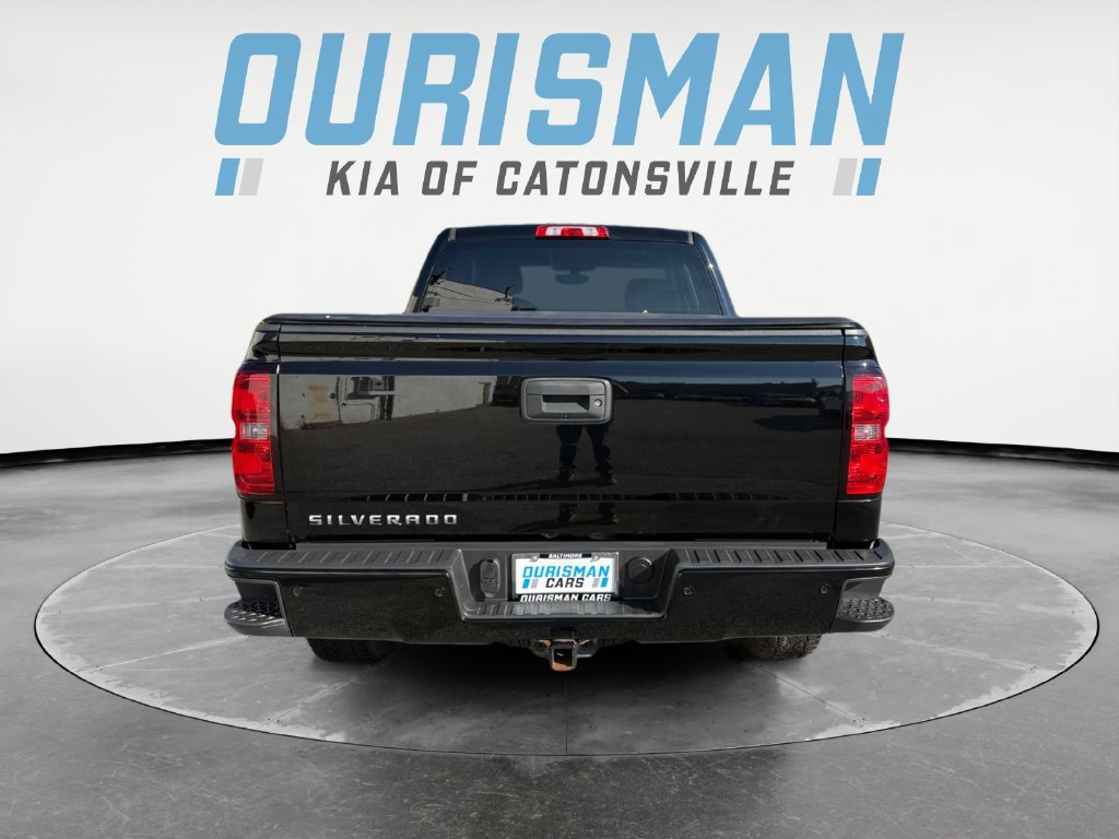 Used 2018 Chevrolet Silverado 1500 LT w/ Midnight Edition AWD/4WD image 5