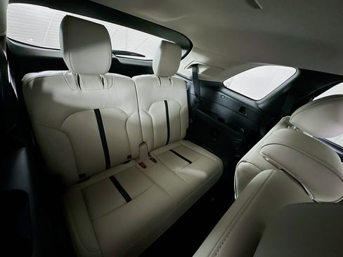 Used 2025 MAZDA CX-90 Plug-In Hybrid w/Premium Sport image 29