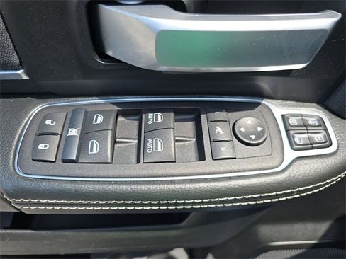 Used 2024 RAM 2500 Big Horn w/ Bed Utility Group image 32