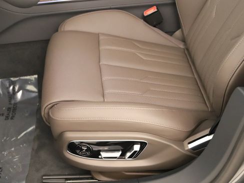 New 2026 Audi A8 L 3.0T AWD/4WD image 24