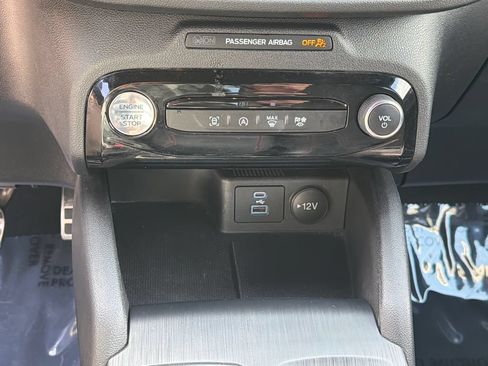 Used 2023 Ford Escape ST-Line w/ Tech Pack #1 AWD/4WD image 27