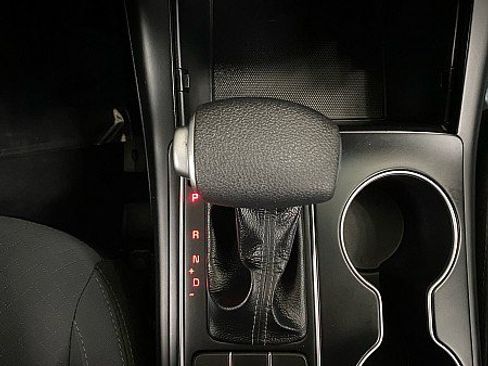 Used 2020 Kia Sorento L image 12