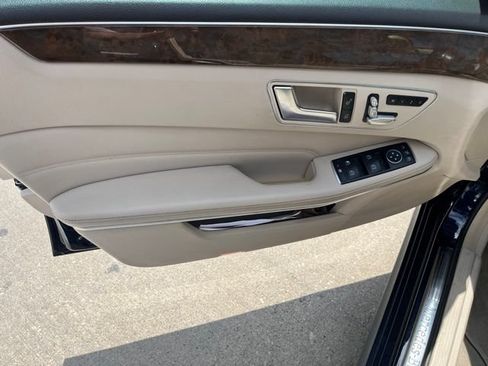 Used 2015 Mercedes-Benz E 350 4MATIC Sedan image 13