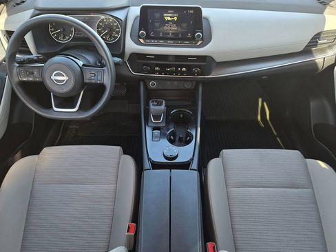 Used 2023 Nissan Rogue SV image 23