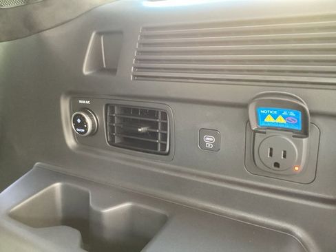 New 2025 Hyundai Santa Fe Calligraphy image 11