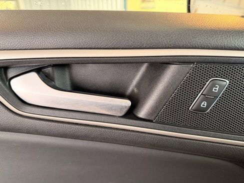 Used 2024 Ford Edge SEL image 14