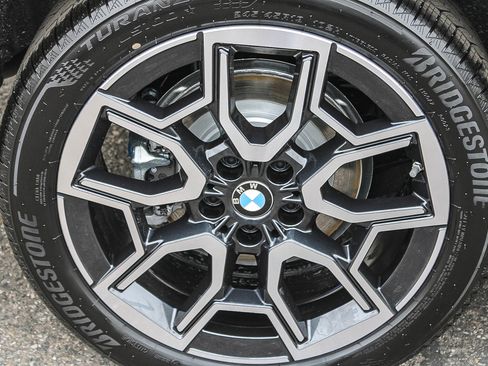 New 2026 BMW X2 xDrive28i w/ Convenience Package AWD/4WD image 11