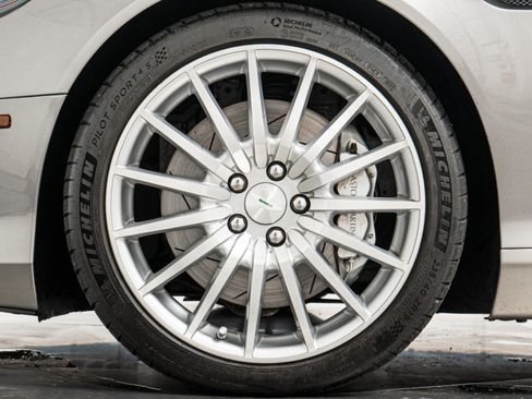 Used 2008 Aston Martin DB9 Volante RWD image 10