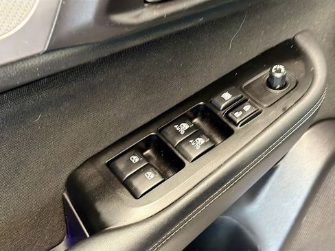 Used 2018 Subaru Outback 2.5i Premium image 17
