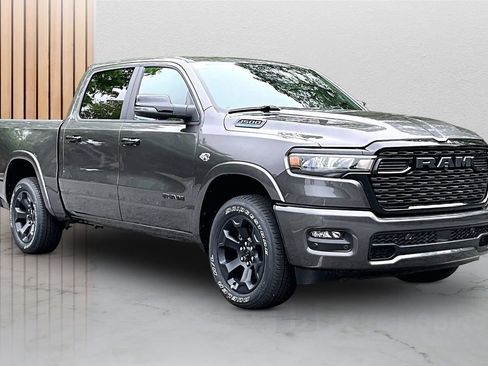 New 2026 RAM 1500 4x4 Crew Cab image 2