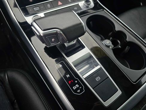 Used 2024 Audi Q7 3.0T Premium Plus image 37