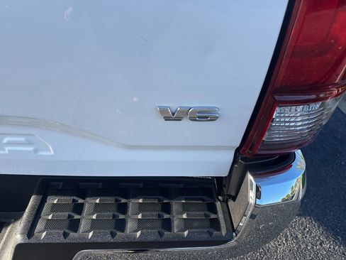 Used 2023 Toyota Tacoma SR5 image 8