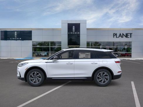 New 2026 Lincoln Corsair Premiere image 3