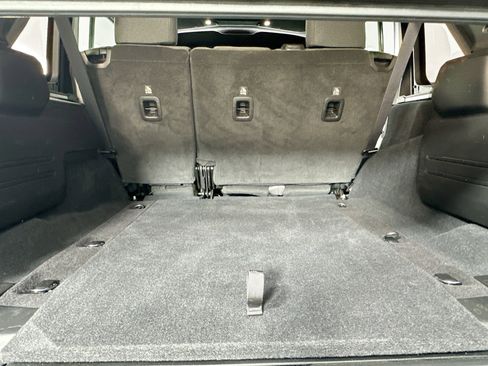 Used 2024 Jeep Wrangler Willys image 24