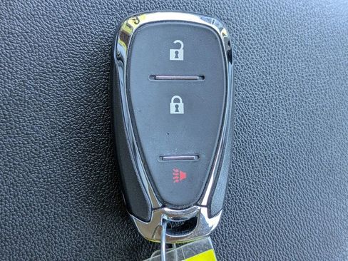 Used 2022 Chevrolet Equinox LS w/ LS Convenience Package image 28