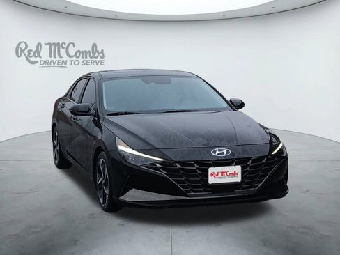 Used 2023 Hyundai Elantra Limited image 7