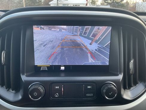 Used 2021 Chevrolet Colorado LT w/ Luxury Package image 24