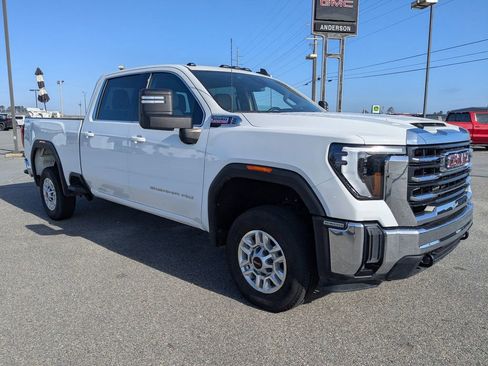 Used 2025 GMC Sierra 2500 SLE w/ SLE Convenience Package image 2