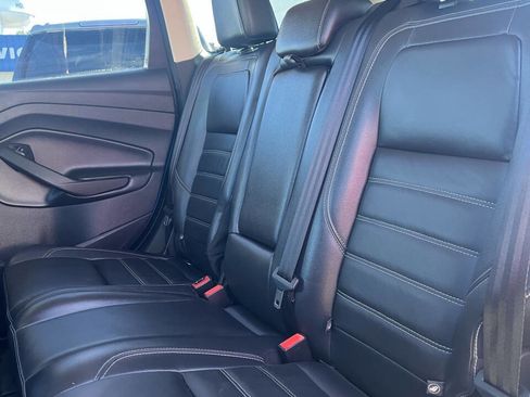 Used 2018 Ford Escape Titanium w/ Ford Safe & Smart Package image 30