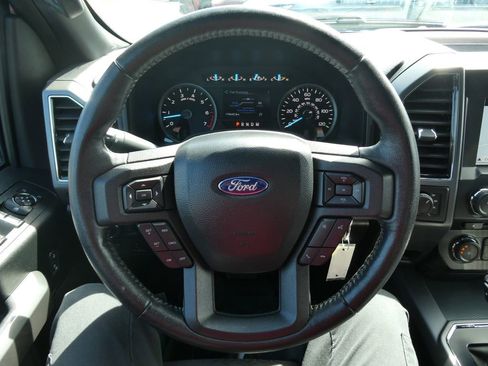 Used 2018 Ford F150 XLT w/ Equipment Group 302A Luxury AWD/4WD image 32