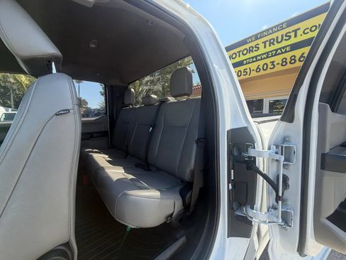 Used 2021 Ford F250 XL w/ Power Equipment Group AWD/4WD image 17